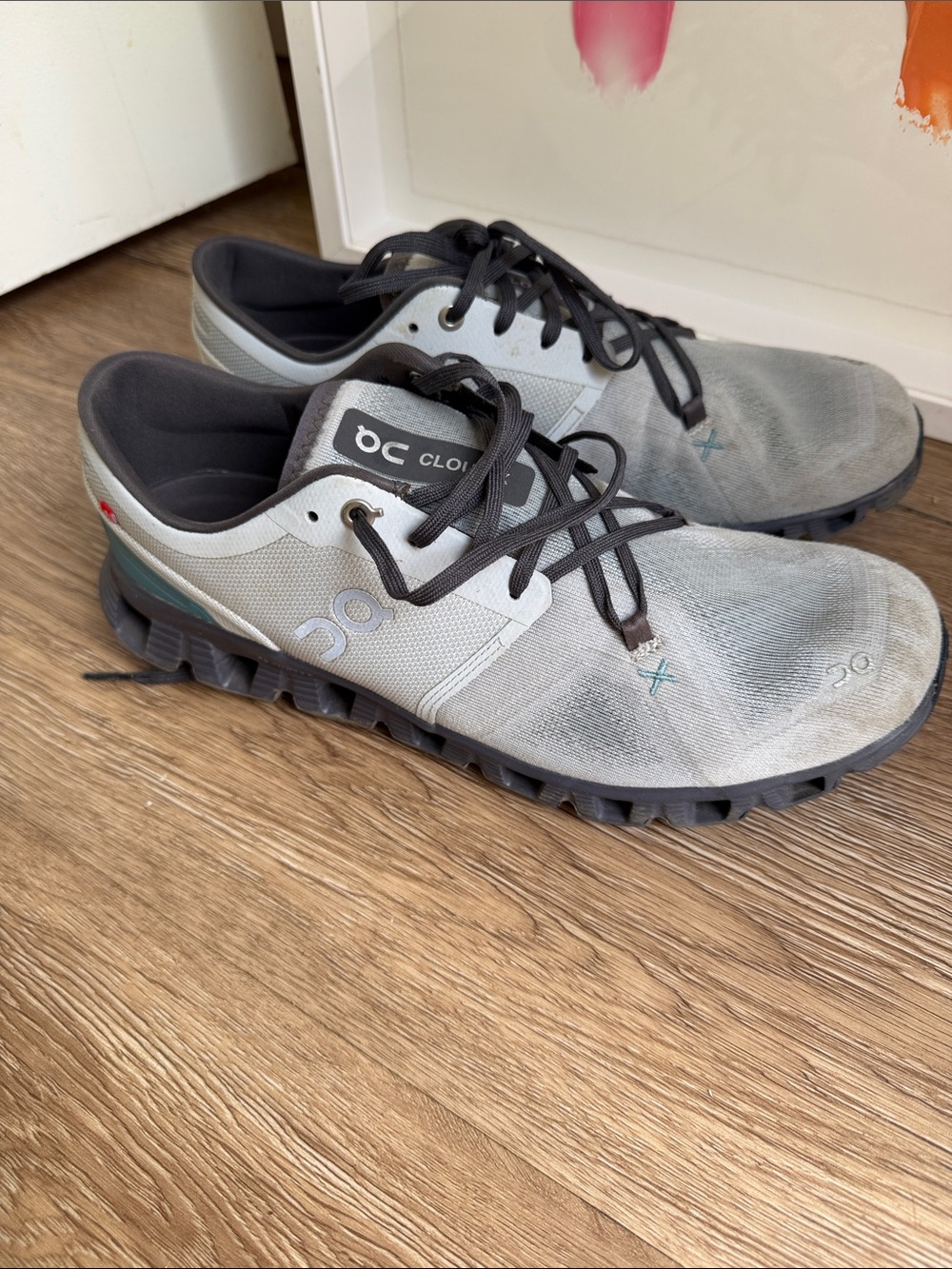 On Running Cloud Men’s Light Grey and Black Athletic Shoes